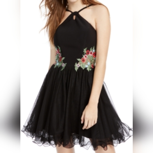 Blondie Nites Dresses & Skirts - NWT BLONDIE EMBROIDEDED SHORT Black Halter Dress with Floral Embroidery